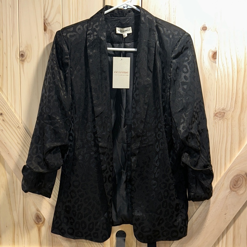 Eesome Elegant Black Patterned Blazer